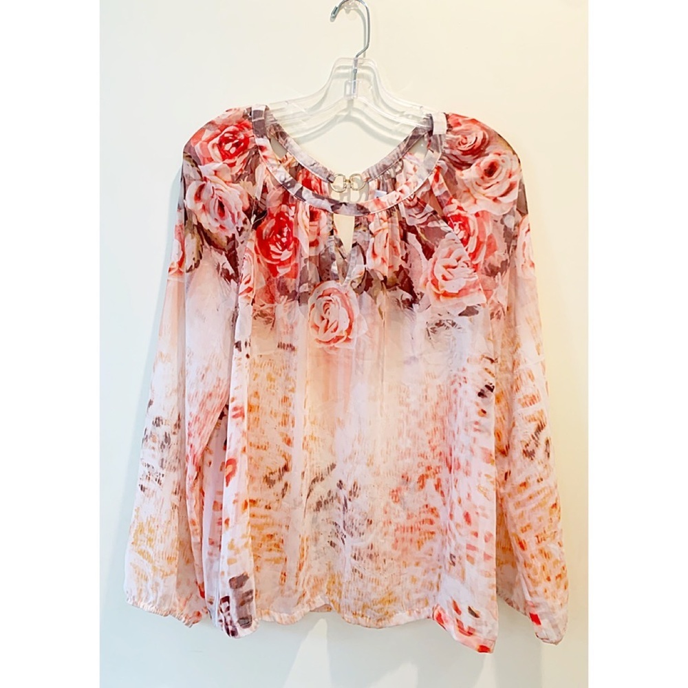 🩷 Jennifer Lopez Floral Chiffon Blouse – Romantic Ombre Roses – Size L
